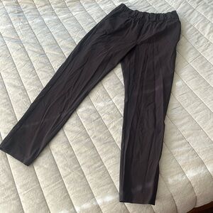 Vuori Miles Ankle Pant in Dark Cherry